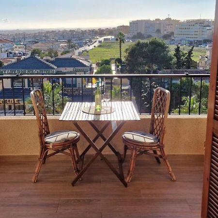 Cozy Apartment With Sea View تورّيفيِخا المظهر الخارجي الصورة