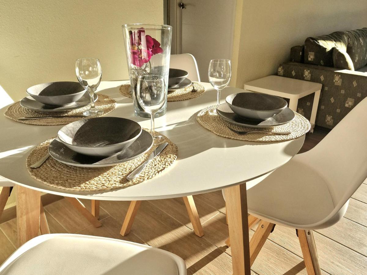 Cozy Apartment With Sea View تورّيفيِخا المظهر الخارجي الصورة