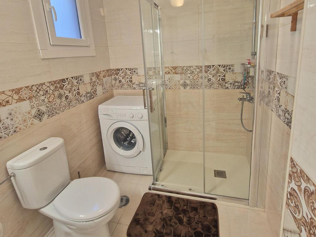 Cozy Apartment With Sea View تورّيفيِخا المظهر الخارجي الصورة