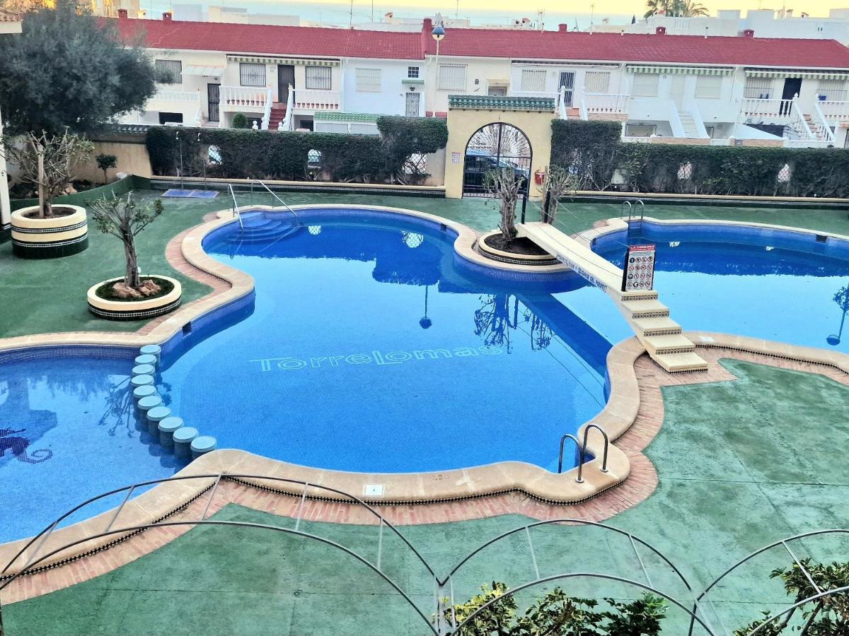 Cozy Apartment With Sea View تورّيفيِخا المظهر الخارجي الصورة