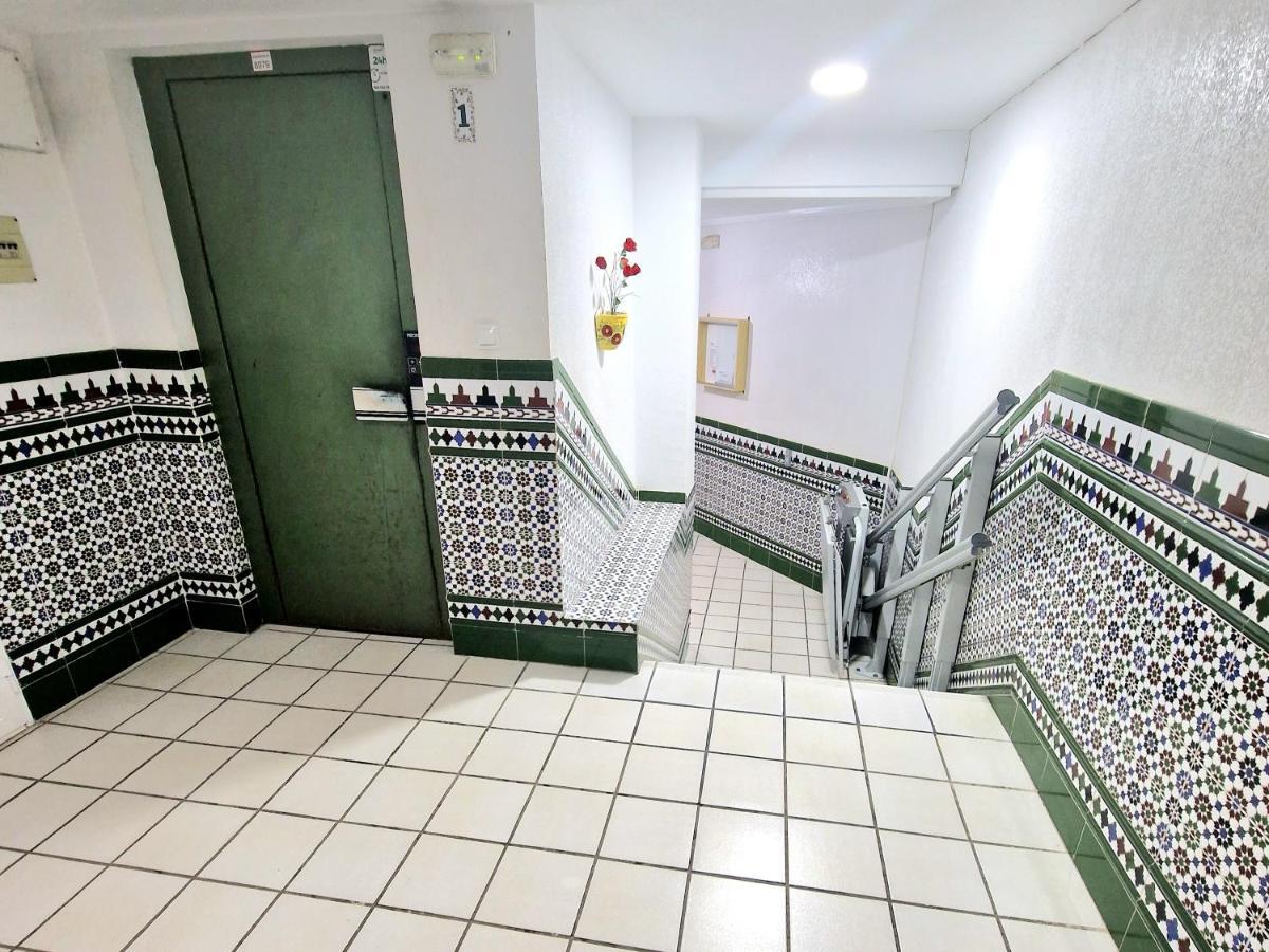 Cozy Apartment With Sea View تورّيفيِخا المظهر الخارجي الصورة