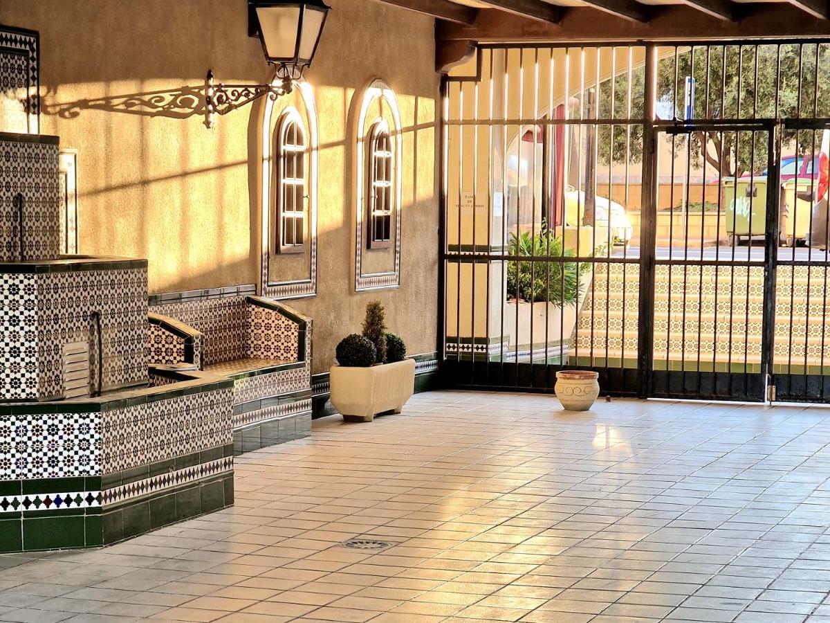 Cozy Apartment With Sea View تورّيفيِخا المظهر الخارجي الصورة